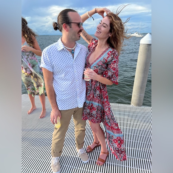 Meet your Posher, Danielle - Picture 3 of 4